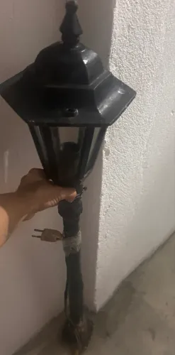 Poste de luz de ferro preto para jardim /cúpula com vidro