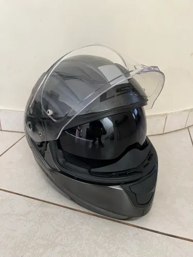 Capacete LS2 Stream FF320 cinza - Pouco Uso (Impecável) 