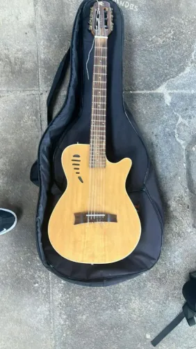Violão Marques VN11, em excelente estado