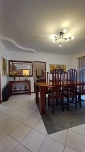 Casa à venda, 175 m² por R$ 700.000,00 - Jardim Independência - Taubaté/SP