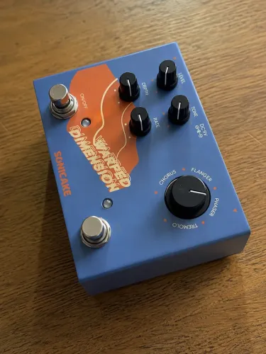 Sonicake Warped Dimension - Pedal de Modulação 4 em 1