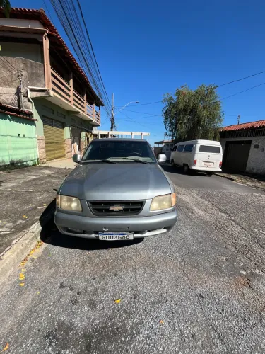 S10 carroceria de madeira  valor 35.000,00