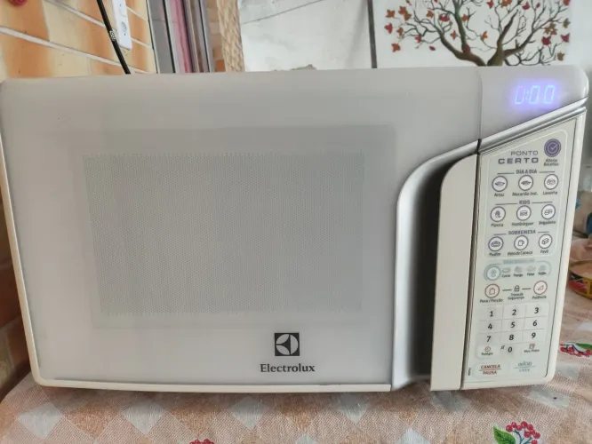 Microondas Electrolux,31 lts,110 volts, entrego e dou garantia