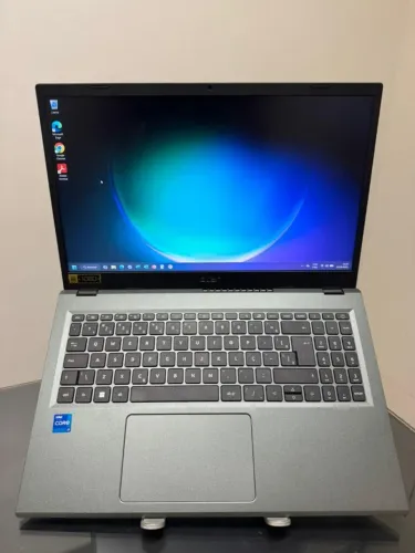 Notebook Acer Aspire - i7 - 13º - 16 Ram DDR5- SSD 512 GB NVME - 15 P _ Completo