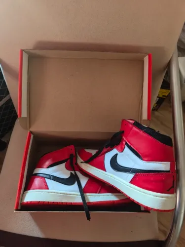 Bota Air Jordan 1 Retro 43 BrancoVermelho