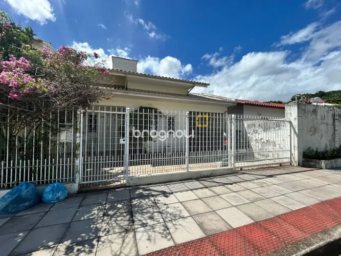 Casa com 4 quartos no Parque São Jorge, Florianópolis