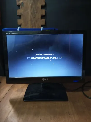 Monitor LG Flatron E1641