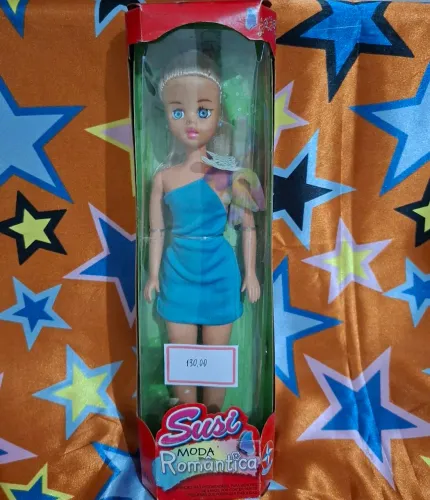 Boneca Susi Moda Romântica LACRADA NA CAIXA