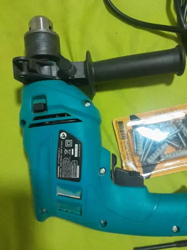 Furadeira De Para Uso Doméstico - St - 500w 220v (preço negociável)