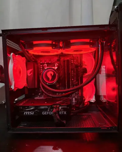 PC GAMER RYZEN 7 5700X3D + RTX 4060