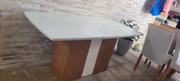 Mesa de 6 lugares a venda