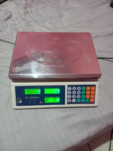 Vendo balança digital 40kg