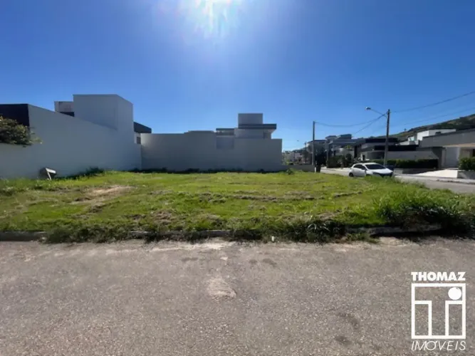 LOTE TOTALMENTE PLANO NO VALE DOS CRISTAIS