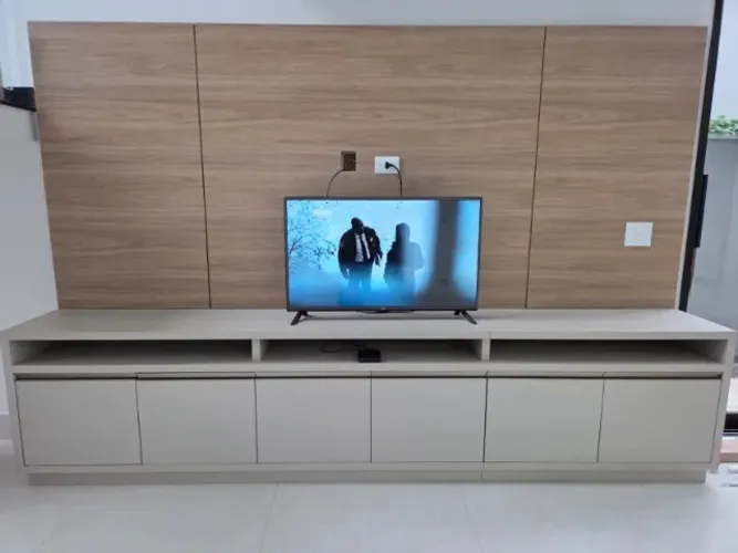 Rack e Painel TV lindo: 3,3m de comp. x 0,75 altura x 0,5 prof. MDF. 