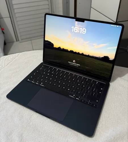 MacBook Air M4 13? | 16GB RAM | SSD 256GB | Bateria 100% | Garantia Apple até 07/2026