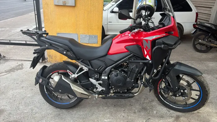 Nx 500 26/27 com menos de 2 mil kms