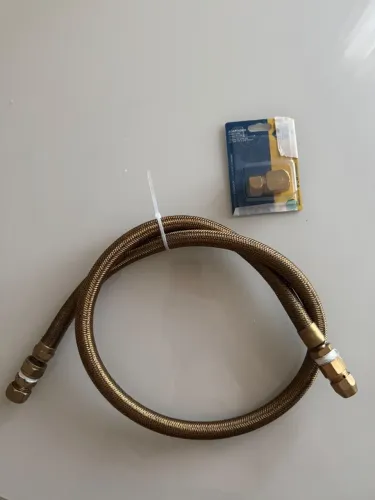 Mangueira de cobre 1,25mt com adaptador para gás