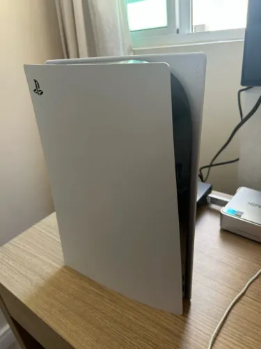 PlayStation 5 Fat com Defeito - Ideal p/ Técnico ou Retirada de Peças