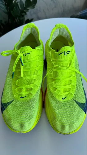 Tênis Nike AlphaFly 3 (TAM 40)
