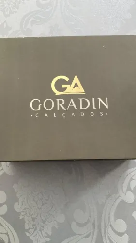 Bota forrada com lã cano curto - marca GORADIN