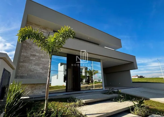 Belíssima casa térrea no Condomínio Maria Cândida em Indaiatuba