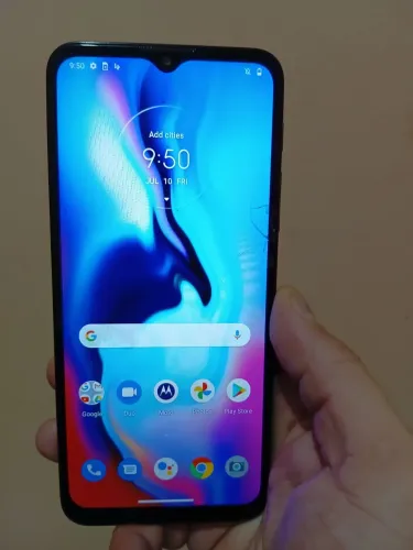 MOTO E PLUS 7