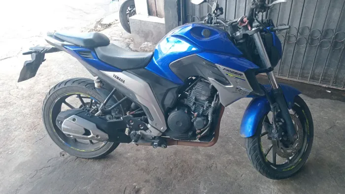 Vendo Fz25 2020