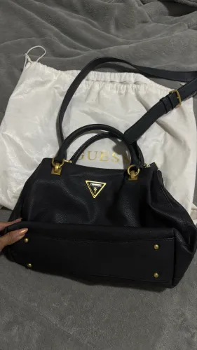 Bolsa Guess novíssima 