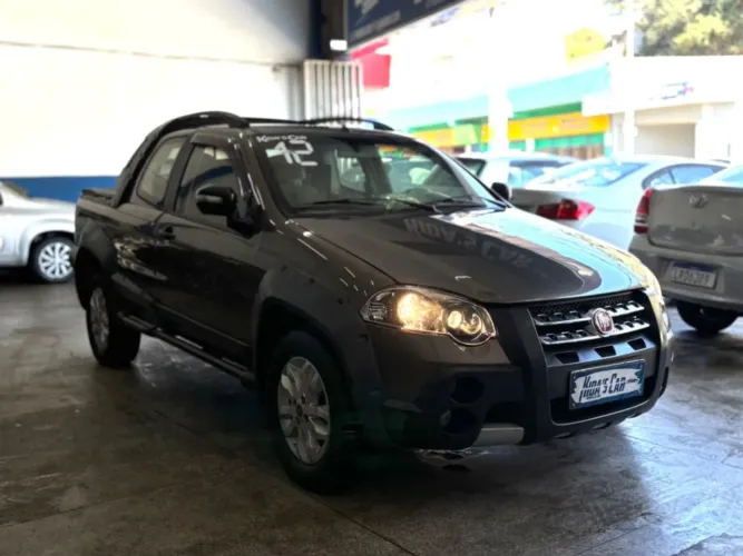 Fiat Strada Adv.ext. 1.8 Locker Dual. Flex CD 2012