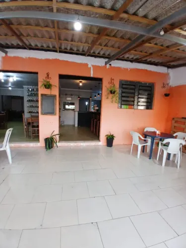 Vendo Bar no Atuba completo montado 