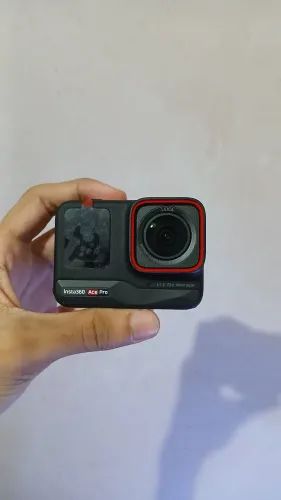 Insta360 Ace Pro (8k e 4k 120 fps)