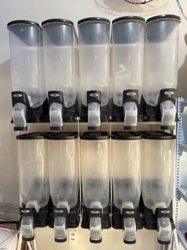 Dispense de ração plast pet