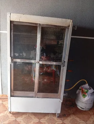Vendo máquina assar frango