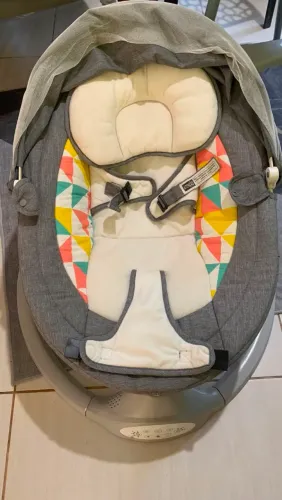 Cadeira de balanço para bebe