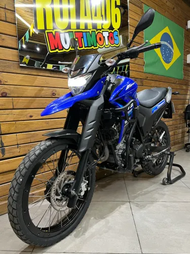 OPORTUNIDADE!! MOTO IMPECÁVEL!!