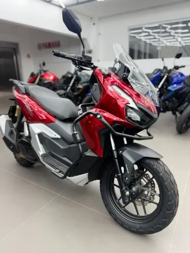 ADV 160 BAIXO KM PERFEITA CONDICAO