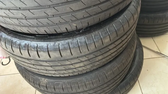 4 PNEUS GOODYEAR 205/60 R16 - NOVOS/ZERO