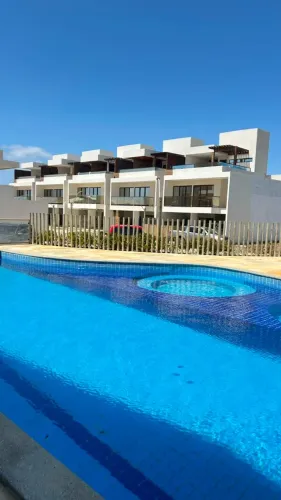 Casa de Condomínio na Praia do Coqueiro | Frente Mar