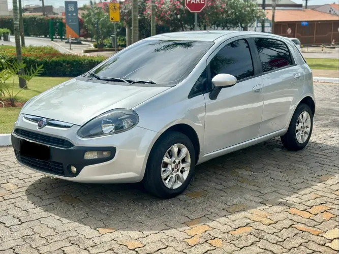 Fiat Punto Attractive Italia 1.4 F.flex 8V 5P 2016