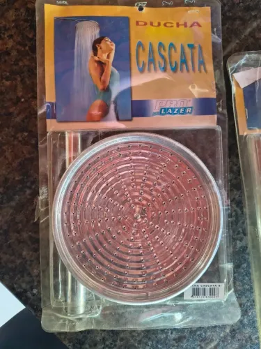 2 Duchas cascata 12 e 8 polegadas e 1 ducha higiênica
