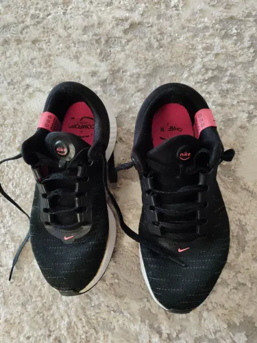 Tenis Nike Tamanho 37