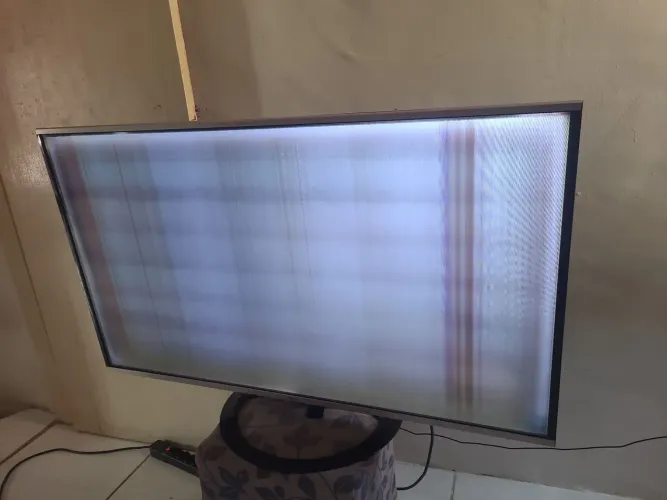 Tv Smart LG para Retirada de peças 