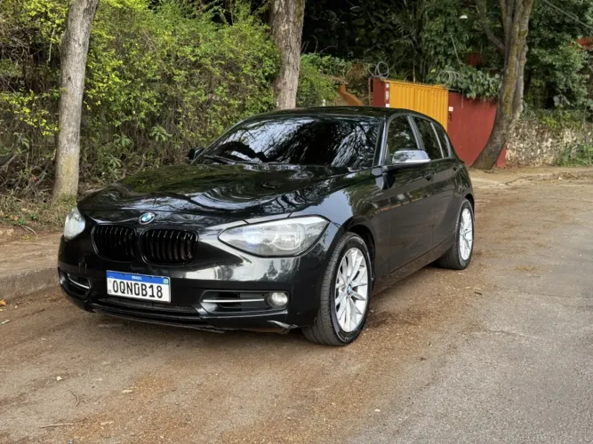 BMW 118I Sport 1.5 TB 12V Aut. 5P 2014