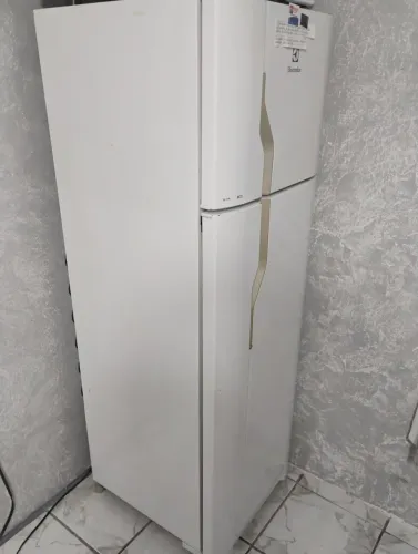 GELADEIRA ELETROLUX