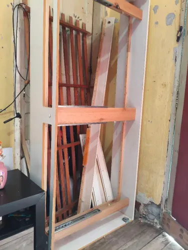 Cama com duas gaveta, usado. R$ 250,00