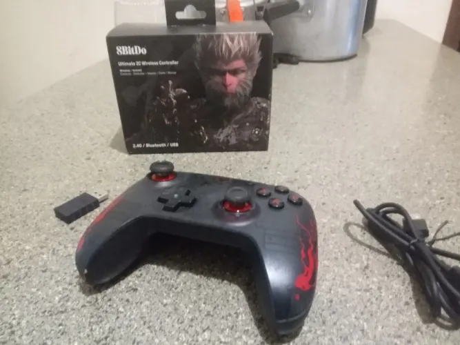 Controle Black Myth: Wukong - Edição Especial (pouco usado)