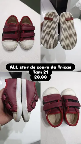 Tênis Tam 22 e roupinhas de menino.
