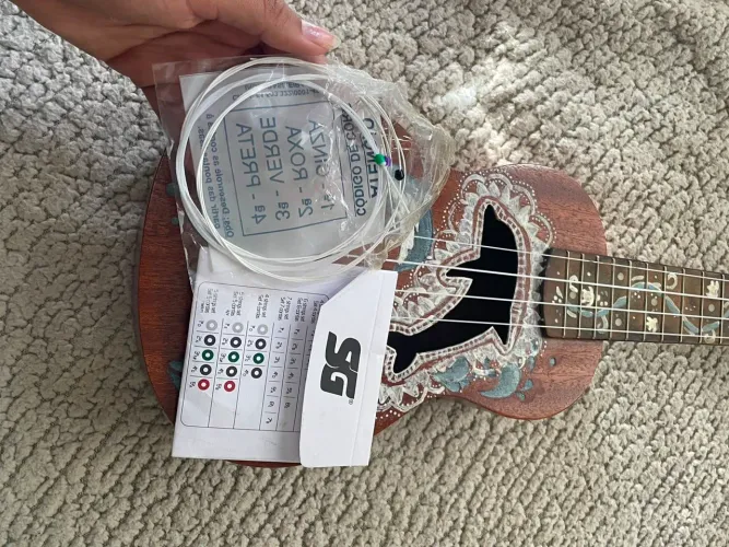 Ukulele personalizado