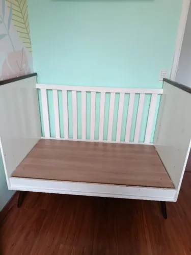 Berço que vira mini cama infantil