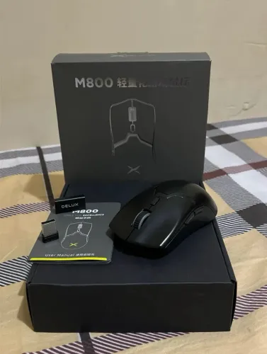 mouse delux m800 RGB